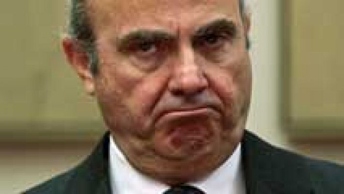 Telediario 1 - El Gobierno empeora su previsión de déficit para este año al 3,6%, ocho décimas más que el objetivo inicial