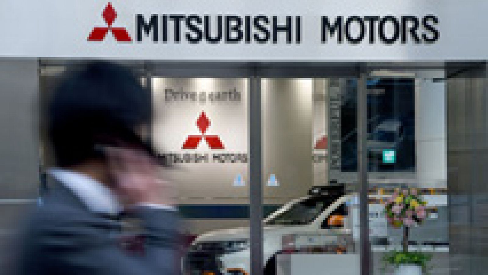 Telediario 1: Mitsubishi confiesa haber manipulado los test de consumo de combustible de 625.000 vehículos | RTVE Play