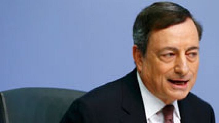 Draghi responde a las críticas de Alemania: "Obedecemos a la ley, no a los políticos"