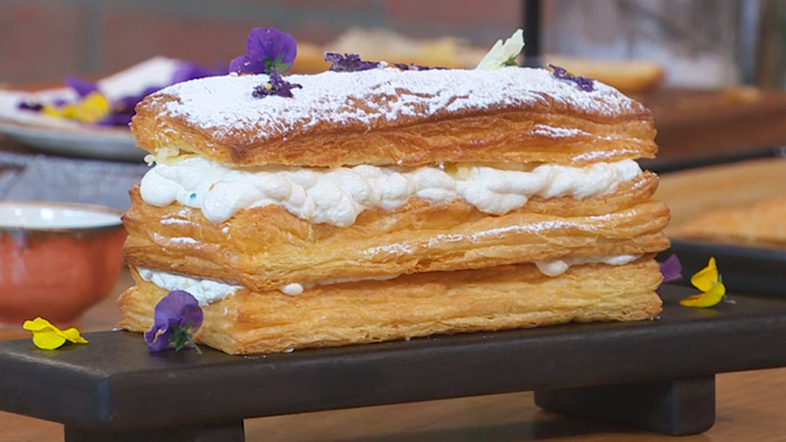 RTVE Cocina - Milhojas con violetas