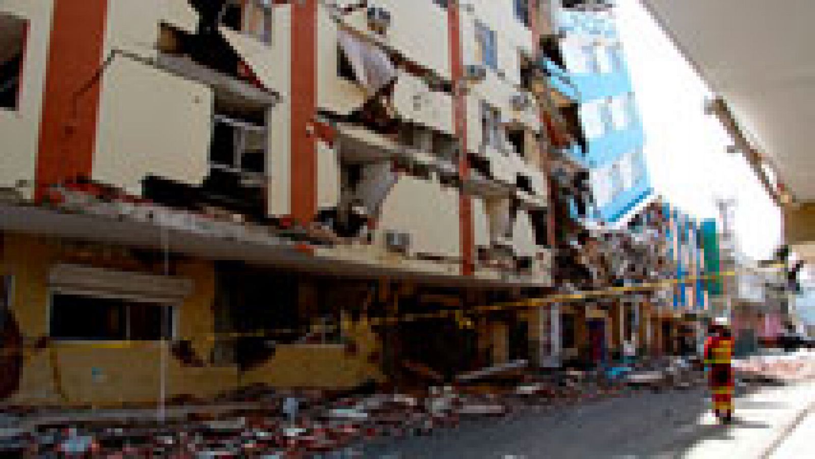 Telediario 1: Un nuevo terremoto de 6 grados de magnitud pone en alerta a la población de Ecuador  | RTVE Play