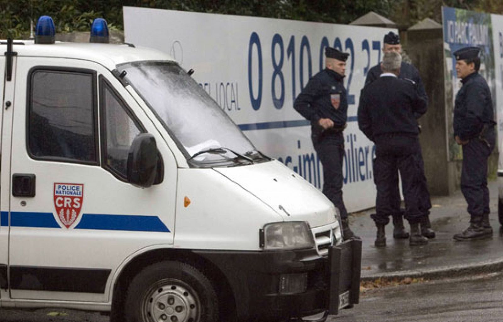 En el coche de Aitzol Iriondo, detenido en Francia junto a Eneko Zarrabeitia y Aitor Artetxe, se ha encontrado una agenda que podría ser de gran utilidad para las fuerzas de seguridad en la lucha contra ETA.
