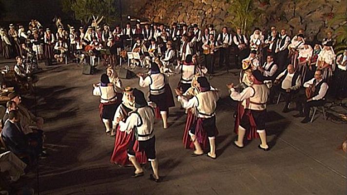 Tenderete - Tenderete - 01/05/2016 desde  Agüimes en el Memorial Nanino Díaz Cutillas con las agrupaciones Aduares, Tacoremi y Argones.