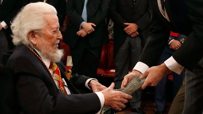 Telediario 1 - Fernando del Paso recibe el Premio Cervantes