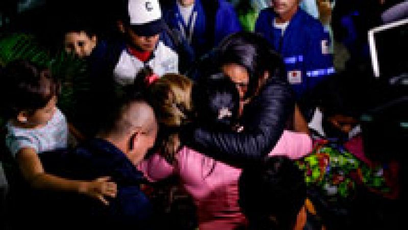 Ecuador decreta ocho días de luto por el terremoto