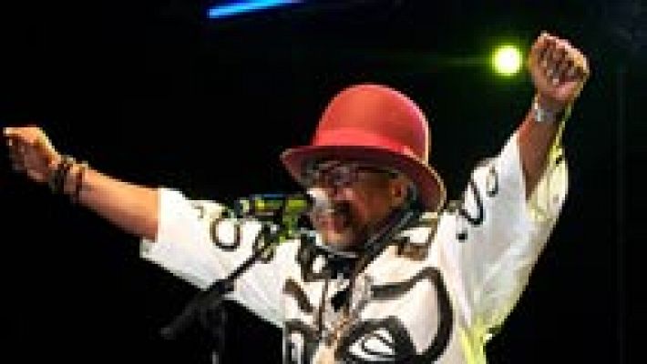 Informativo 24h - El músico congoleño Papa Wemba muere durante una actuación