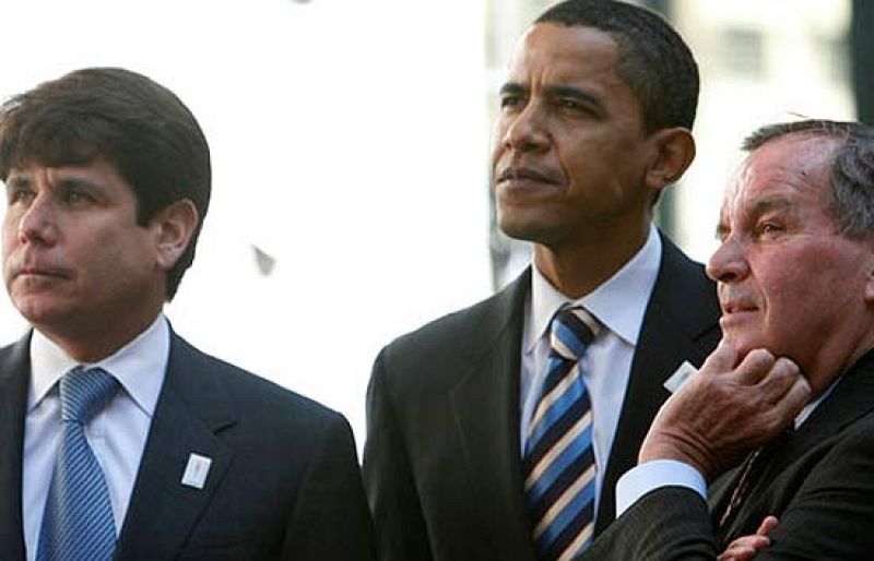Decretan libertad bajo fianza para el senador de Illinois acusado por subastar el escaño de Obama. 