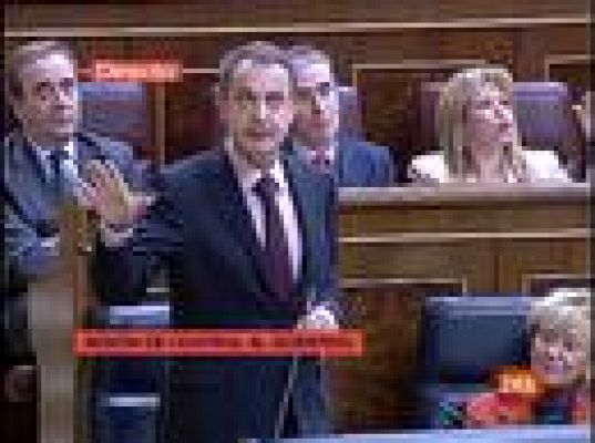  - Zapatero critica al PP