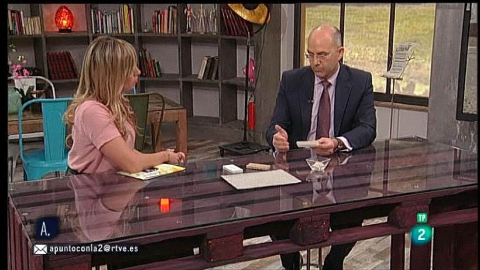 A punto con La 2 - Nuevas tendencias - Baldosas fotocatalíticas