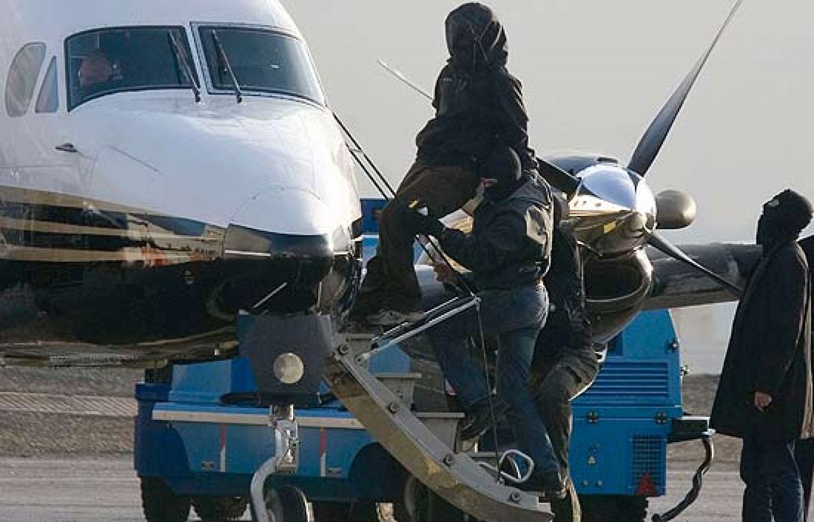 Iriondo y sus compañeros, trasladados a París | Ver