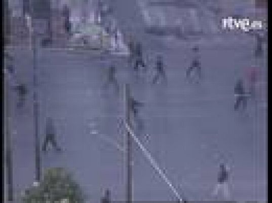  - Batalla campal en Atenas