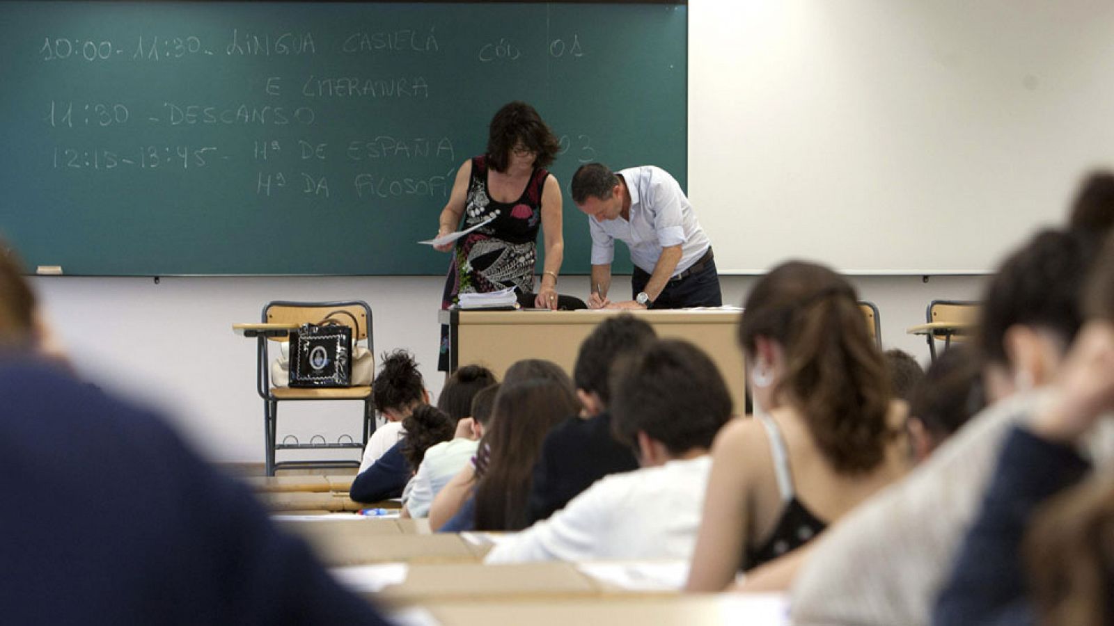 Telediario 1: La nueva prueba final de Bachillerato será similar a la Selectividad y no un examen tipo test | RTVE Play