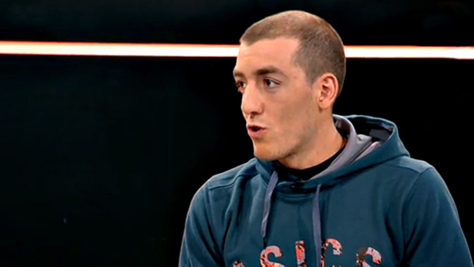 El triatleta de Talavera de la Reina ha pasado por el plató de Conexión Teledeporte después de ganar en Ciudad del Cabo, con la mente puesta en Río de Janeiro 2016.