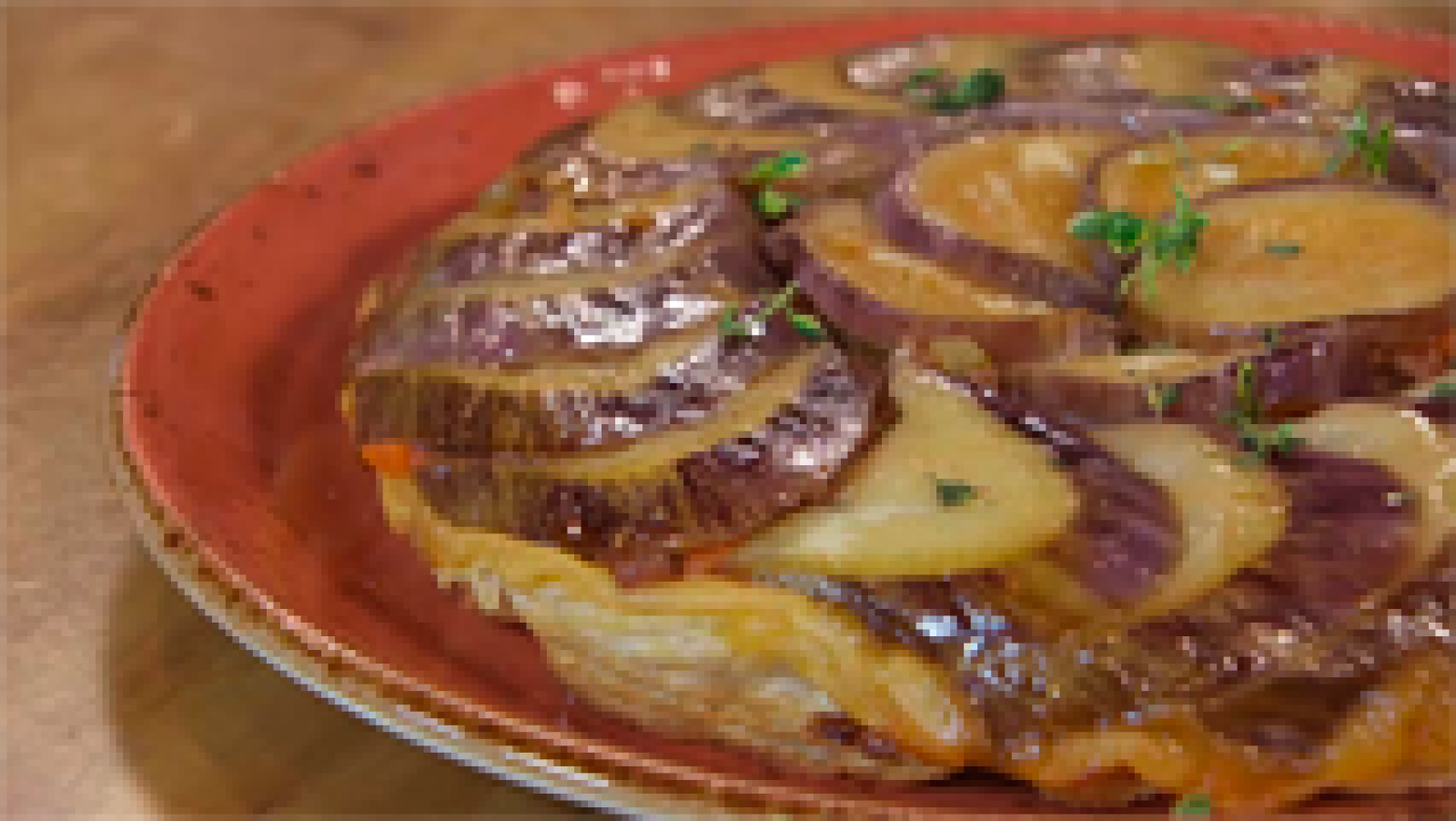 Tatin salada de berenjenas y carne