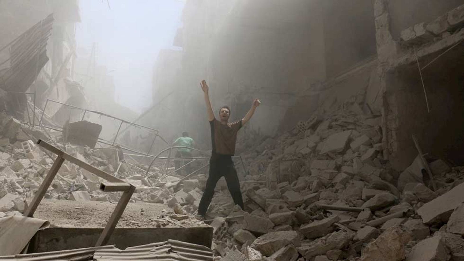 Telediario 2 en cuatro minutos - 28/04/16