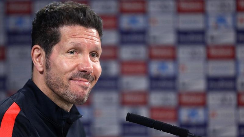 Simeone no se deja engatusar por los elogios