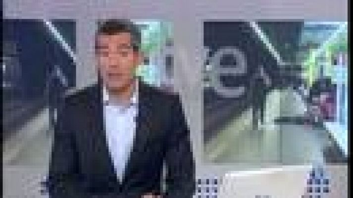 L'Informatiu - Un artista de Barcelona documenta les parafilies sexuals a la ciutat