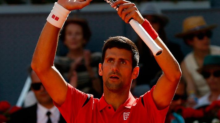 Djokovic bate a Coric y buscará los cuartos contra Bautista