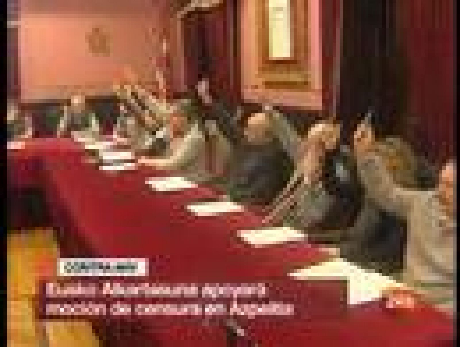 Eusko Alkartasuna apoyará la moción de censura contra ANV en el Ayuntamiento de Azpeitia, Guipúzcoa,  pero rechaza la oferta del PNV de entrar en el gobierno municipal.