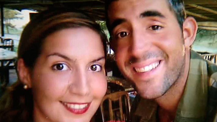 Telediario 1 - Buscan a dos españoles desaparecidos en una embarcación cerca de la isla de Borneo