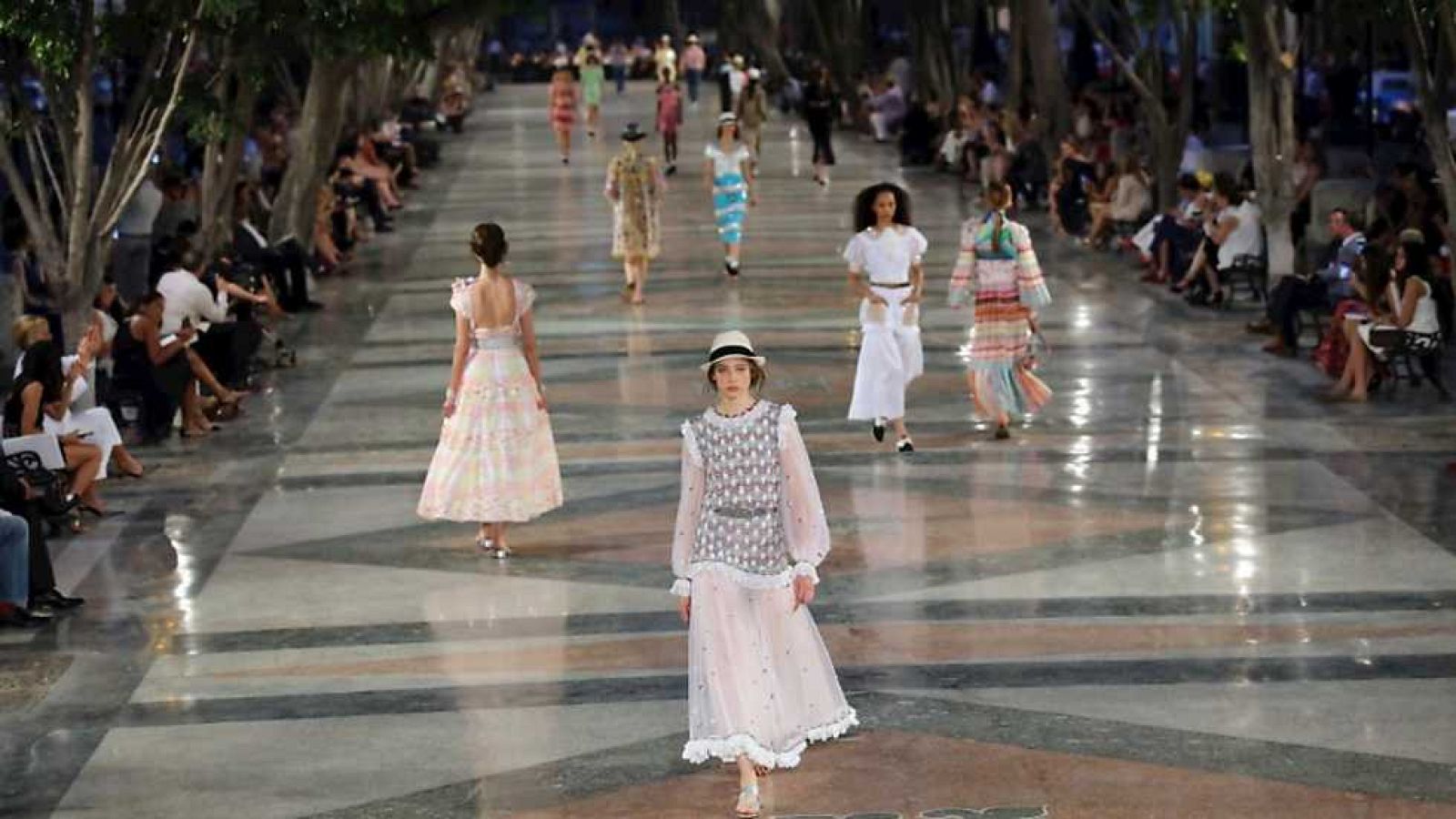 Amigas y conocidas - 05/05/16 - ver ahora