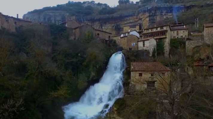 Aquí la Tierra - Un pueblo hecho de agua
