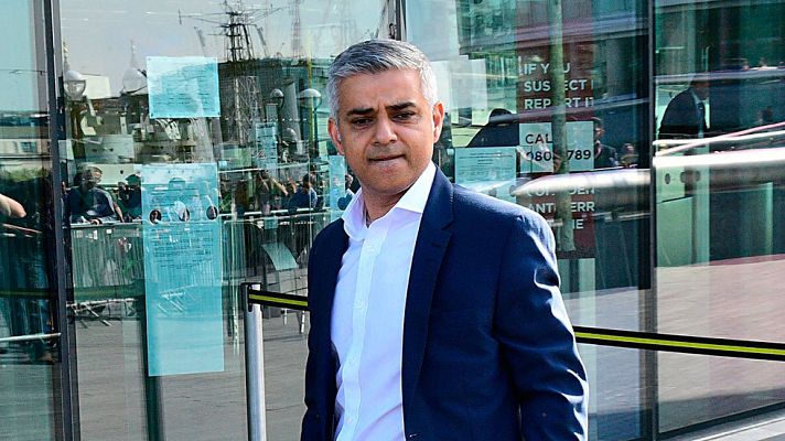 Telediario 1 - El laborista Sadiq Khan, primer alcalde musulmán de Londres