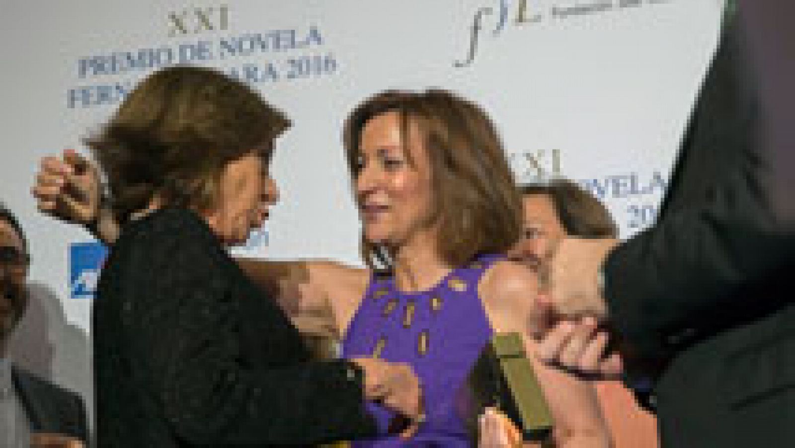 Paloma Sánchez-Garnica, ganadora de la XXI edición del premio de novela Fernando Lara.