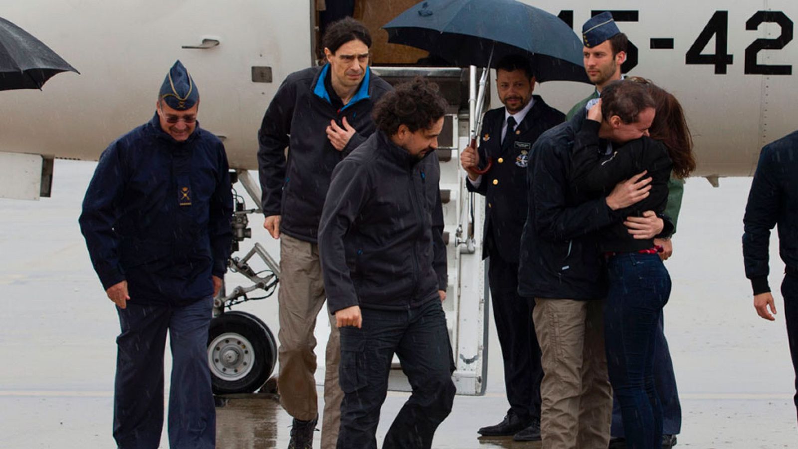 Llegan a Madrid los tres periodistas secuestrados en Siria