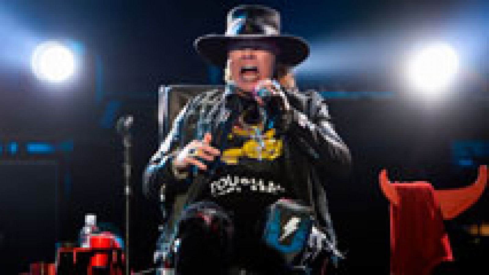 Telediario 1: Primer concierto de AC/DC con Axel Rose como cantante | RTVE Play