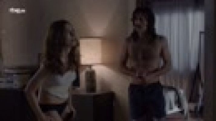 El Ministerio del Tiempo - Alonso y Elena, ¿follamigos?