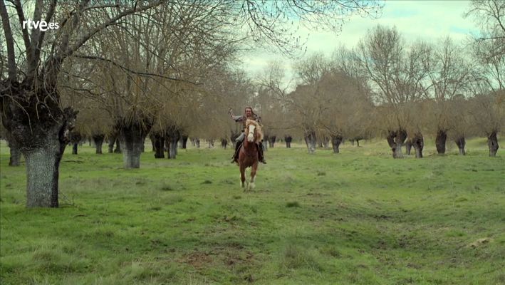 El Ministerio del Tiempo - Lombardi y su hija Sonia en el siglo V en Astorga