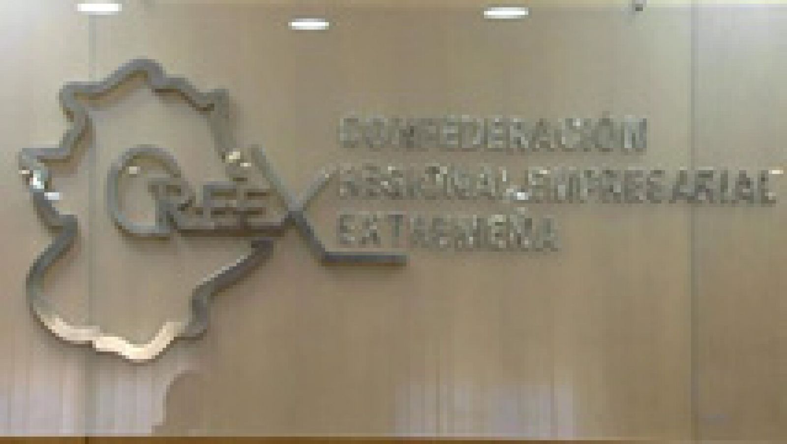 Telediario 1: Anticorrupción denuncia un "posible fraude" en las subvenciones a cursos en Extremadura | RTVE Play