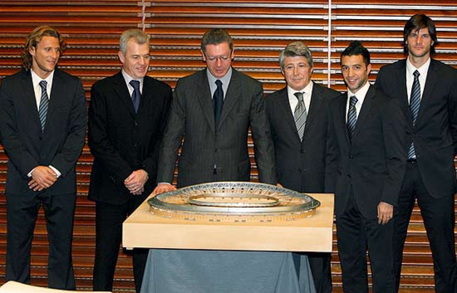 La Peineta será rojiblanca