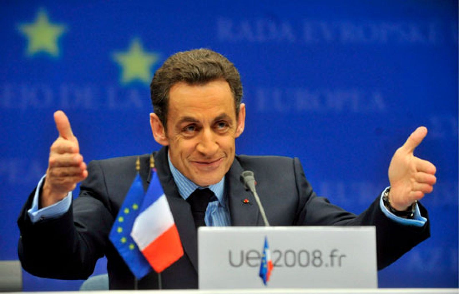 La Unión Europea va a destinar un 1,5 por ciento de su riqueza, unos 200 mil millones de euros, para reactivar la economia.