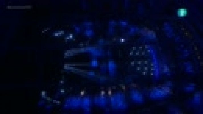 Eurovisión - Semifinal 1 - Finlandia: Sandhja canta 'Sing It Away'