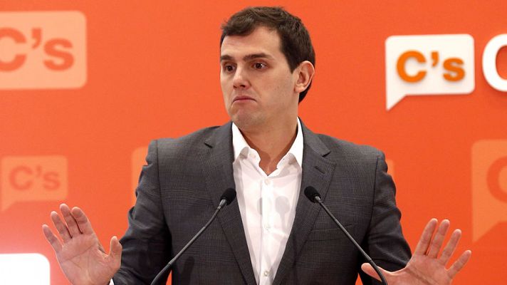 PP, PSOE y Ciudadanos critican el acuerdo de Podemos e IU para concurrir juntos a las urnas