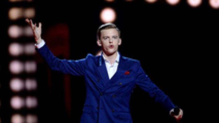 Estonia: Jüri Pootsmann canta 'Play'