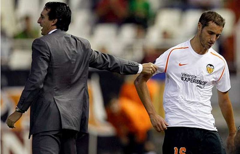 Helguera rescinde contrato con el Valencia