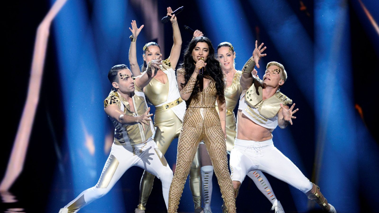 Eurovisión 2016 - Semifinal 1 - Azerbayán: Samra canta 'Miracle'