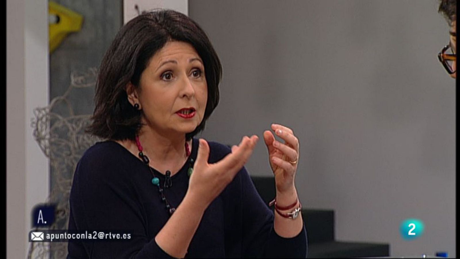 A punto con La 2 - Comunicación no verbal - El beso francés