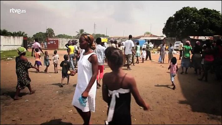 Documaster - Así empieza el episodio de 'Esposas de dictadores'