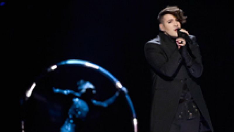 Eurovision 2016 - Semifinal 2 - Israel: El cantante Hovi Star canta 'Hovi Star' 