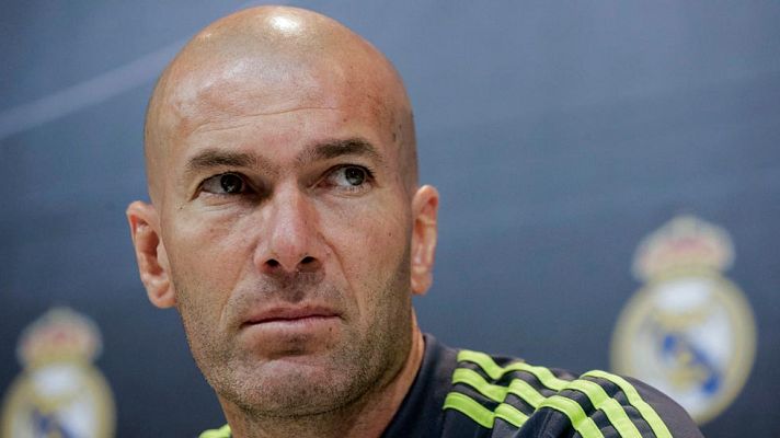 Telediario 1 - Zidane se aparta de cualquier especulación sobre maletines en la última jornada