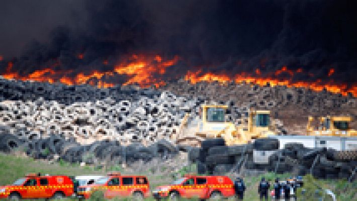 Telediario 1 - Telediario matinal fin de semana en 4'- 14/05/1