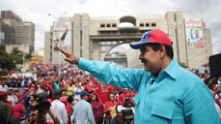 Maduro anuncia maniobras militares 