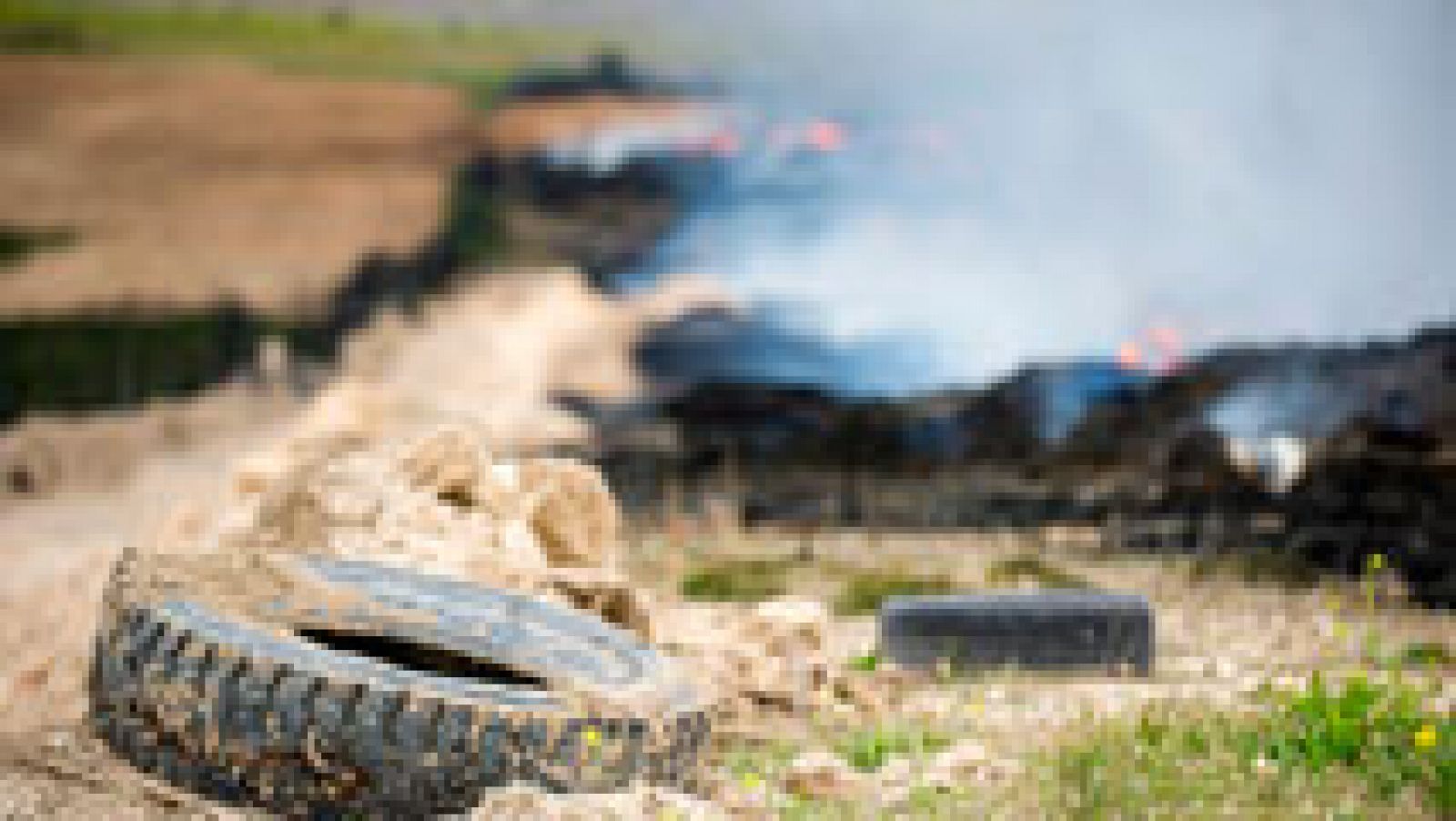 Telediario 1: El fuego ha quemado unas 50.000 toneladas de neumáticos en Seseña | RTVE Play