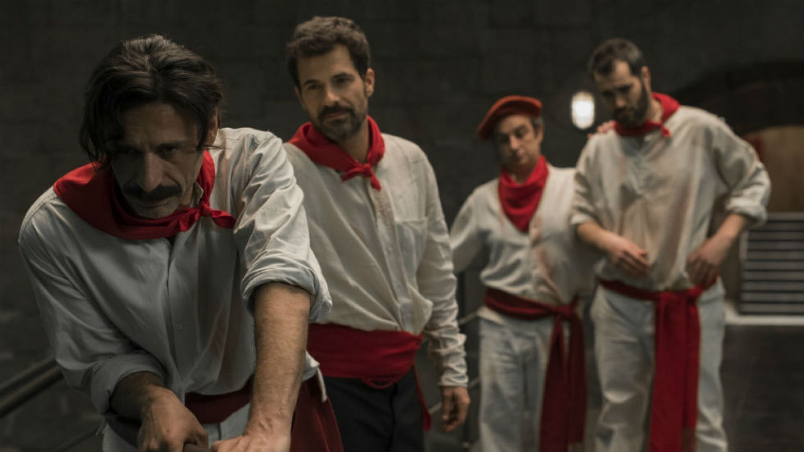 El Ministerio del Tiempo - La despedida de soltero de Ortigosa | Ver