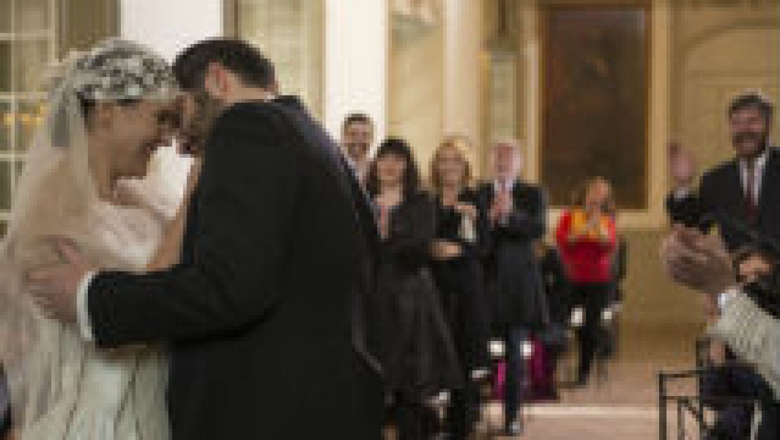 El Ministerio del Tiempo: Dos bodas, dos caras de la moneda | RTVE Play