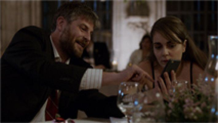 El Ministerio del Tiempo - Una app para poner tu cara en el cuerpo de Bertín Osborne